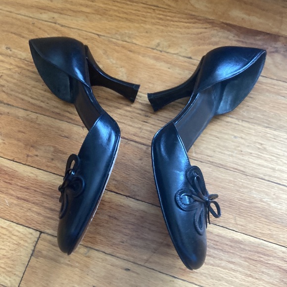 Stuart Weitzman Black Leather Heels - Picture 7 of 12